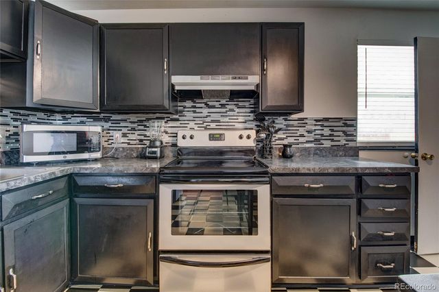 5553 Crystal Way, Denver, CO 80239