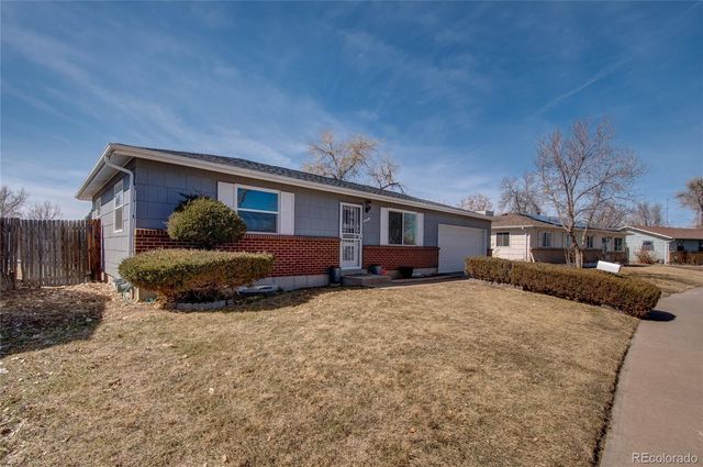 5553 Crystal Way, Denver, CO 80239
