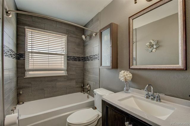 5553 Crystal Way, Denver, CO 80239