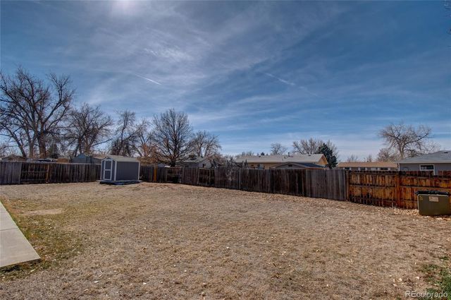 5553 Crystal Way, Denver, CO 80239