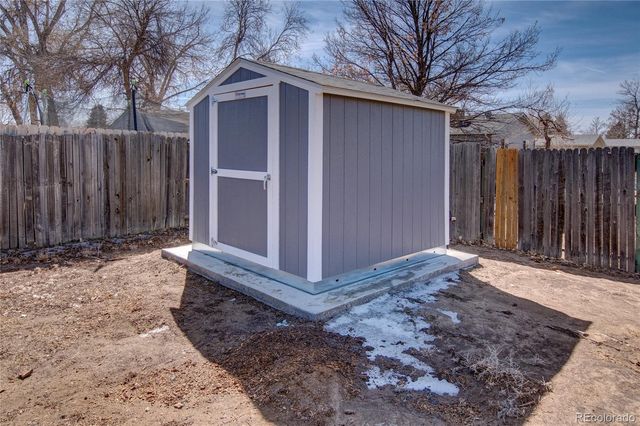 5553 Crystal Way, Denver, CO 80239