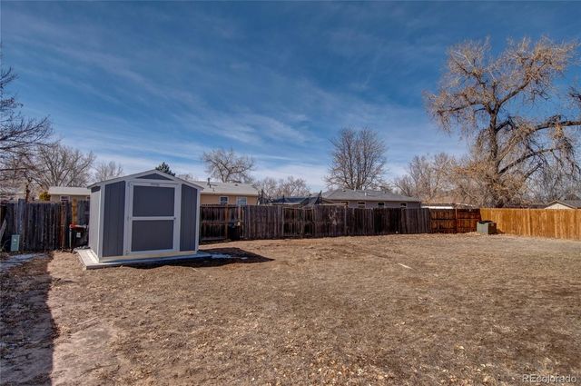 5553 Crystal Way, Denver, CO 80239