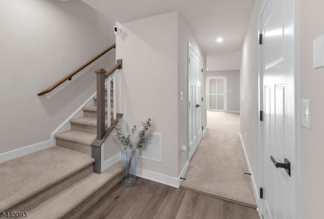 3 Saw Mill Cir, Hackettstown Town, NJ 07840