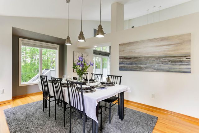 2925 Minnehaha Curve, Minnetonka, MN 55391