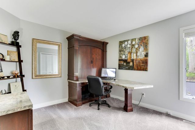 2925 Minnehaha Curve, Minnetonka, MN 55391