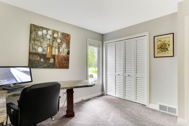 2925 Minnehaha Curve, Minnetonka, MN 55391