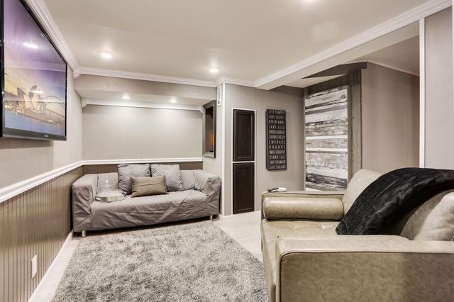 2925 Minnehaha Curve, Minnetonka, MN 55391