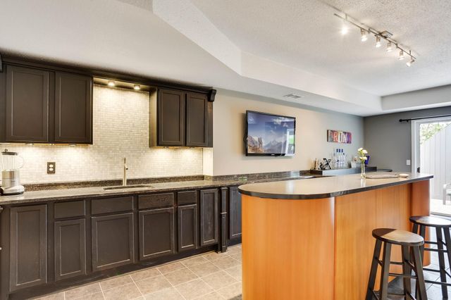 2925 Minnehaha Curve, Minnetonka, MN 55391