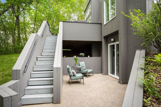2925 Minnehaha Curve, Minnetonka, MN 55391