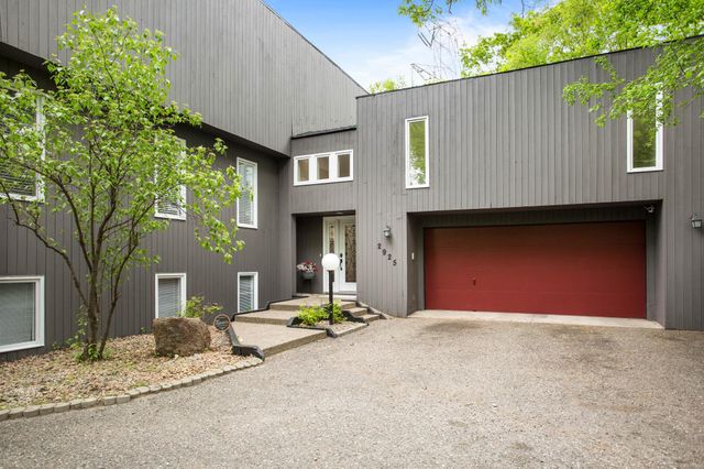 2925 Minnehaha Curve, Minnetonka, MN 55391