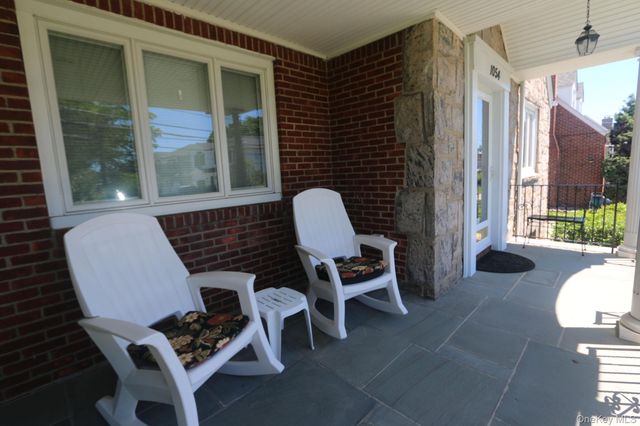 1054 Tulip Avenue, Franklin Square, NY 11010