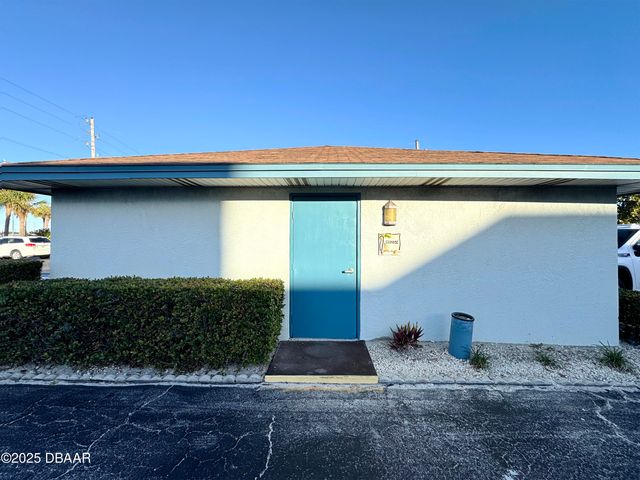 1571 S Atlantic Ave Apt 111, New Smyrna Beach, FL 32169