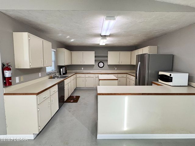 1571 S Atlantic Ave Apt 111, New Smyrna Beach, FL 32169