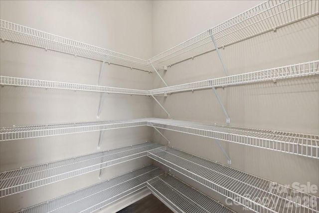 8619 Wandering Creek Way, Charlotte, NC 28227