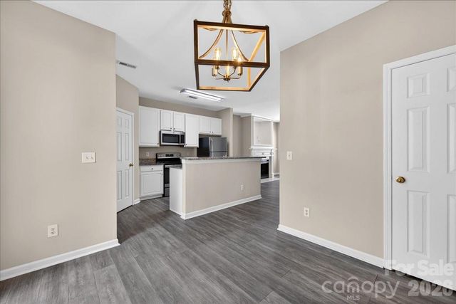 8619 Wandering Creek Way, Charlotte, NC 28227