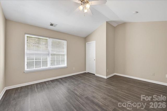 8619 Wandering Creek Way, Charlotte, NC 28227