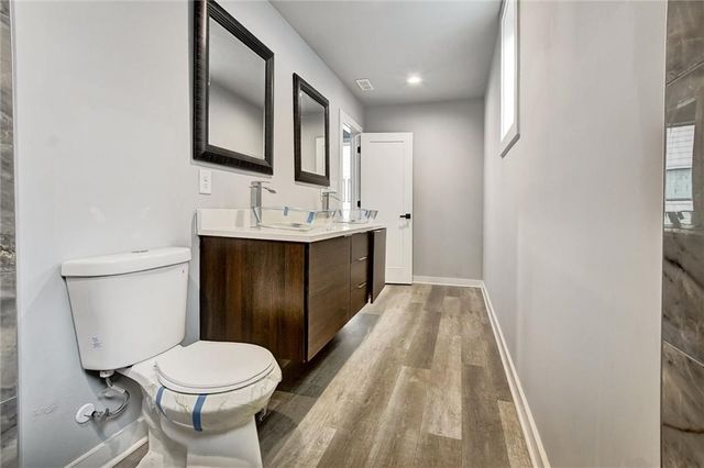 569 Middle SW Street, Atlanta, GA 30310