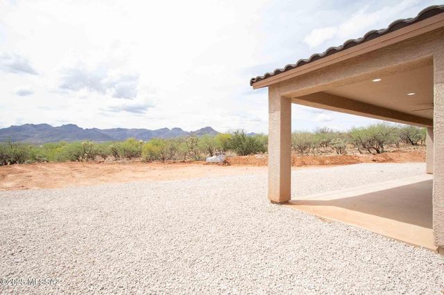 106 Headge Court, Rio Rico, AZ 85648