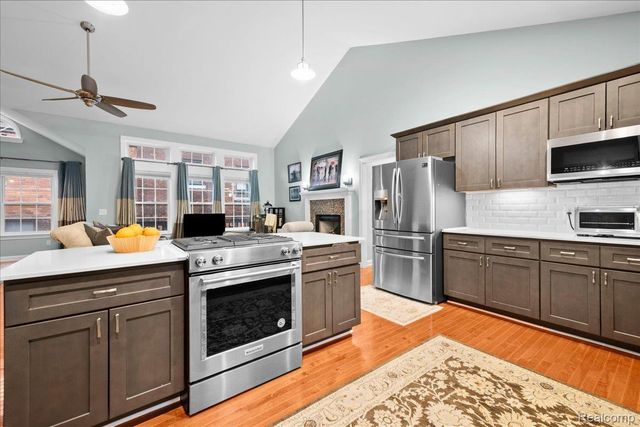 411 E Ferry Street, Detroit, MI 48202