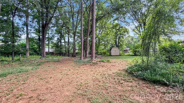 16539 Grapperhall Drive, Huntersville, NC 28078