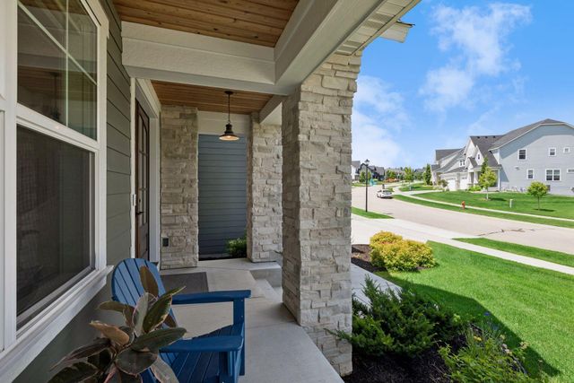 6288 Weston Lane N, Maple Grove, MN 55311