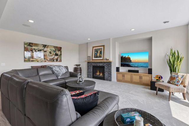 6288 Weston Lane N, Maple Grove, MN 55311