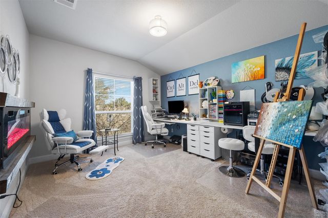 5302 Thunderbird ST, Lago Vista, TX 78645