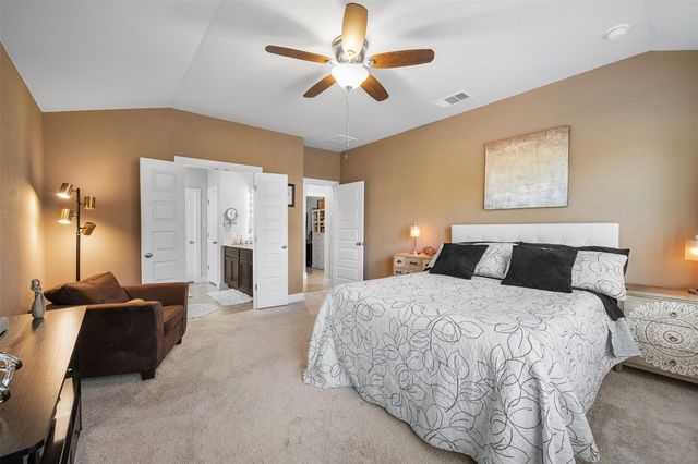 5302 Thunderbird ST, Lago Vista, TX 78645