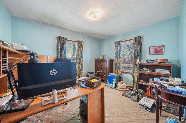 11358 Dorsett Road, Maryland Heights, MO 63043