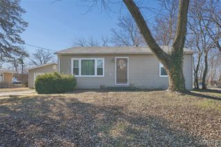 11358 Dorsett Road, Maryland Heights, MO 63043