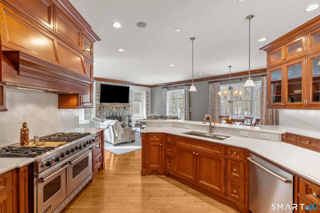 55 Tanners Drive, Wilton, CT 06897