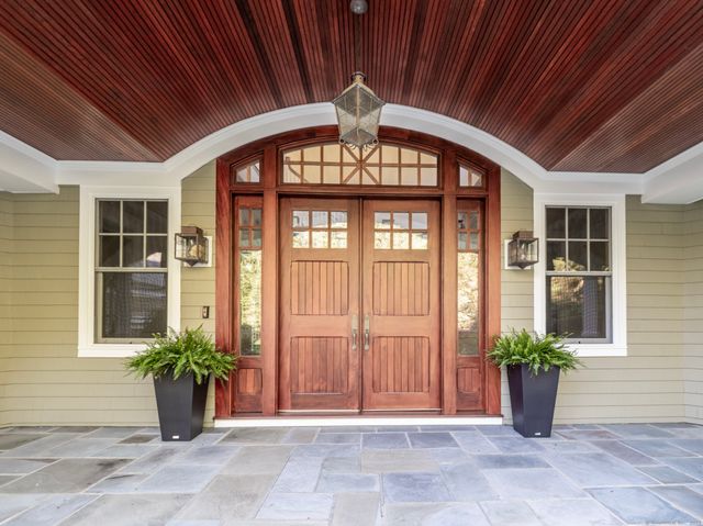 55 Tanners Drive, Wilton, CT 06897