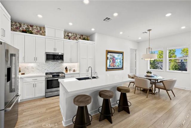 700 Sunrise Rd, Rancho Mission Viejo, CA 92694