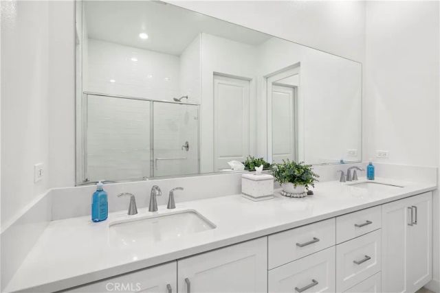 700 Sunrise Rd, Rancho Mission Viejo, CA 92694