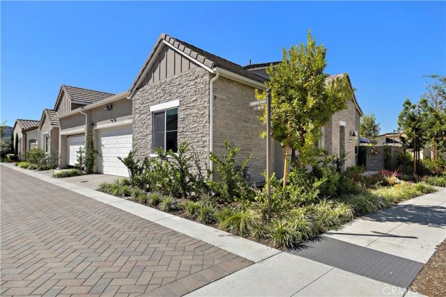 700 Sunrise Rd, Rancho Mission Viejo, CA 92694