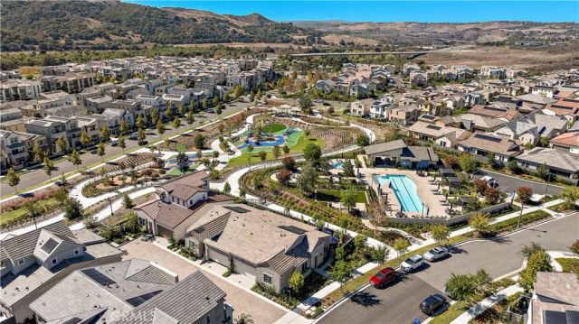 700 Sunrise Rd, Rancho Mission Viejo, CA 92694