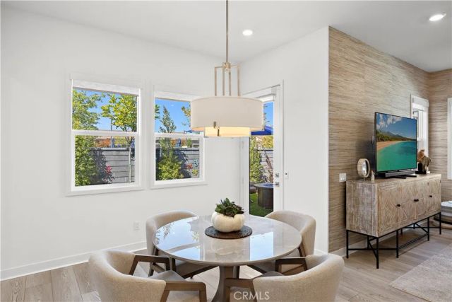 700 Sunrise Rd, Rancho Mission Viejo, CA 92694