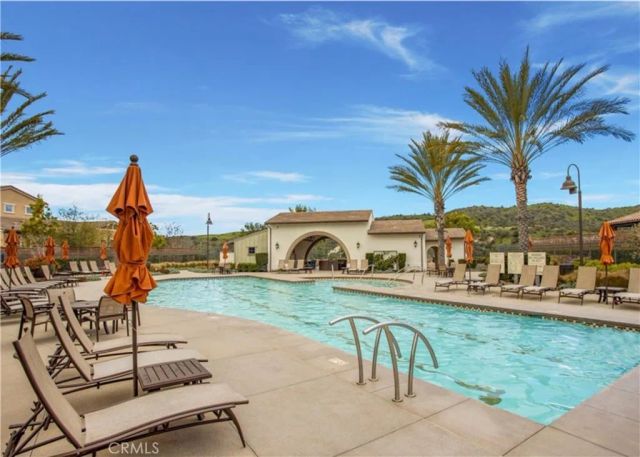 700 Sunrise Rd, Rancho Mission Viejo, CA 92694