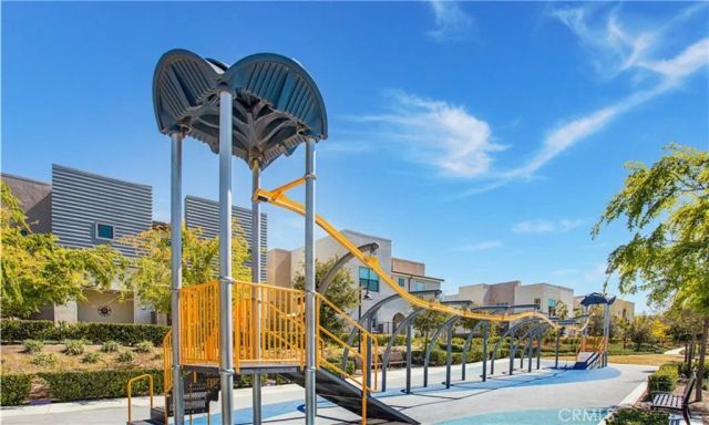 700 Sunrise Rd, Rancho Mission Viejo, CA 92694