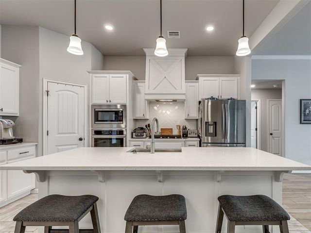 19717 Bolton Road, Edmond, OK 73012