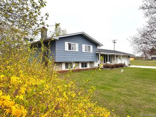 687 W Saginaw Road, Mayville, MI 48744