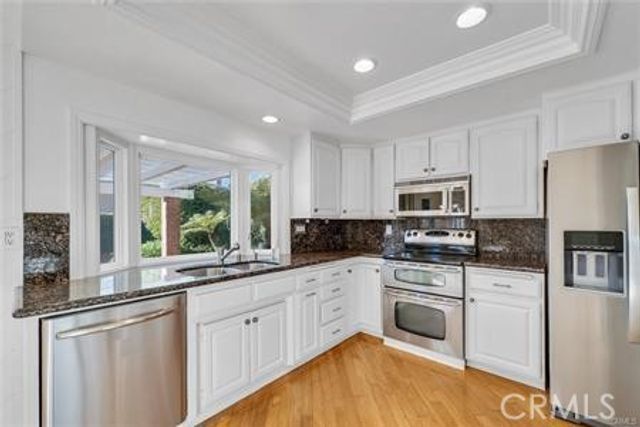 19341 Shady Harbor, Huntington Beach, CA 92648