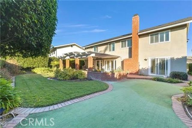 19341 Shady Harbor, Huntington Beach, CA 92648