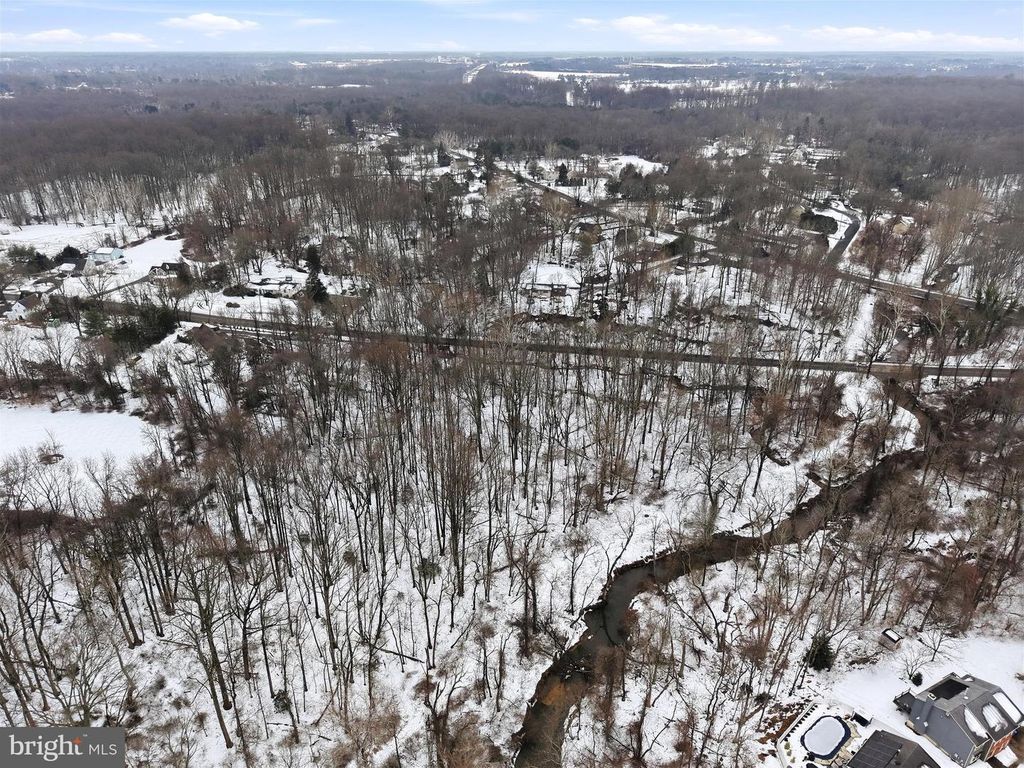 Image 11 of property listing at 449 TYLERS MILL RD, Sewell, NJ 08080