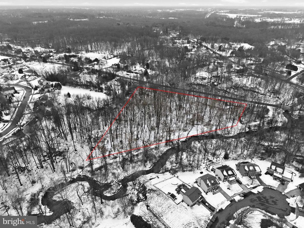 Image 3 of property listing at 449 TYLERS MILL RD, Sewell, NJ 08080