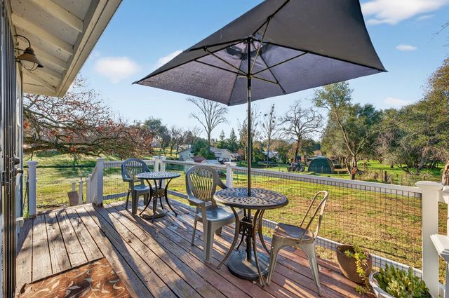 12144 North Ave, Loma Rica, CA 95901