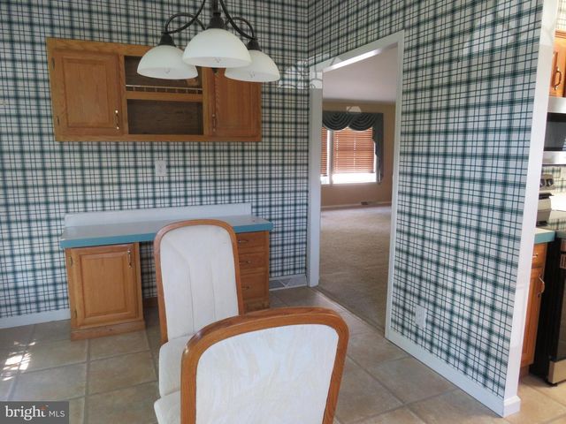 638 SPICEBUSH CT, New Hope, PA 18938