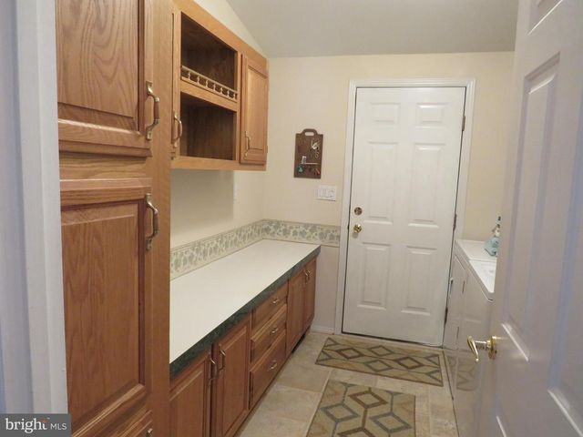 638 SPICEBUSH CT, New Hope, PA 18938
