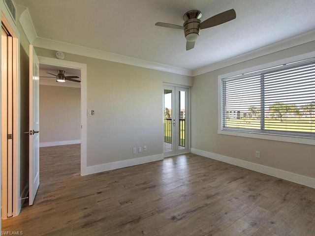 29 High Point CIR E 307, Naples, FL 34103
