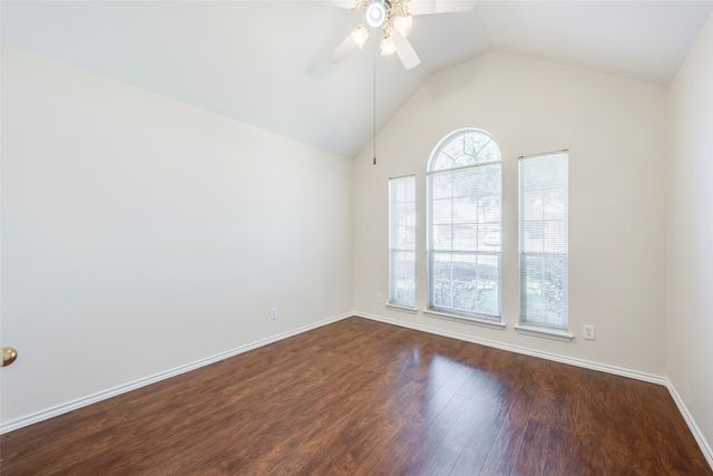 5216 Tartan Circle, Denton, TX 76208